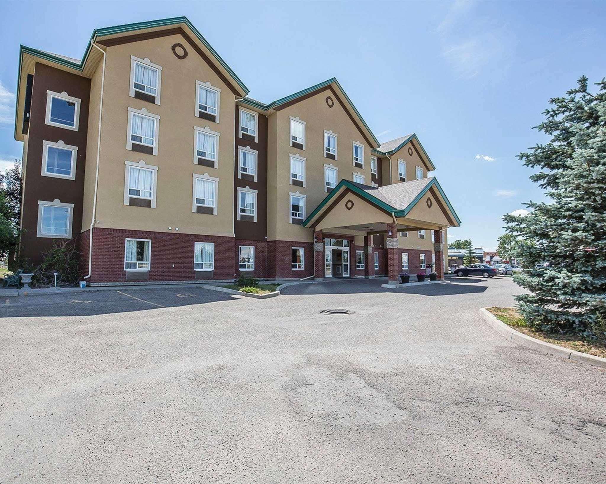 Comfort Inn Lethbridge Exterior photo