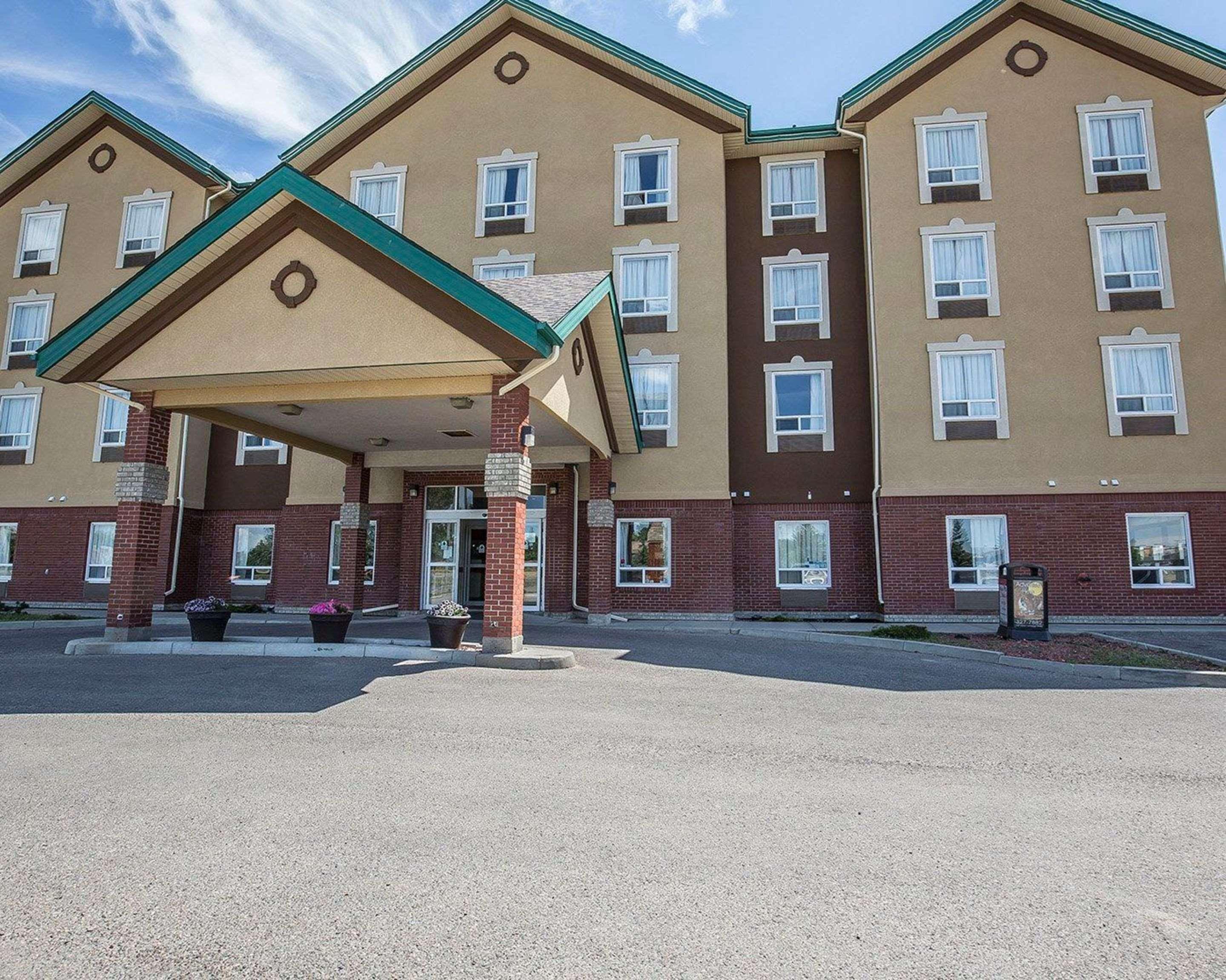 Comfort Inn Lethbridge Exterior photo